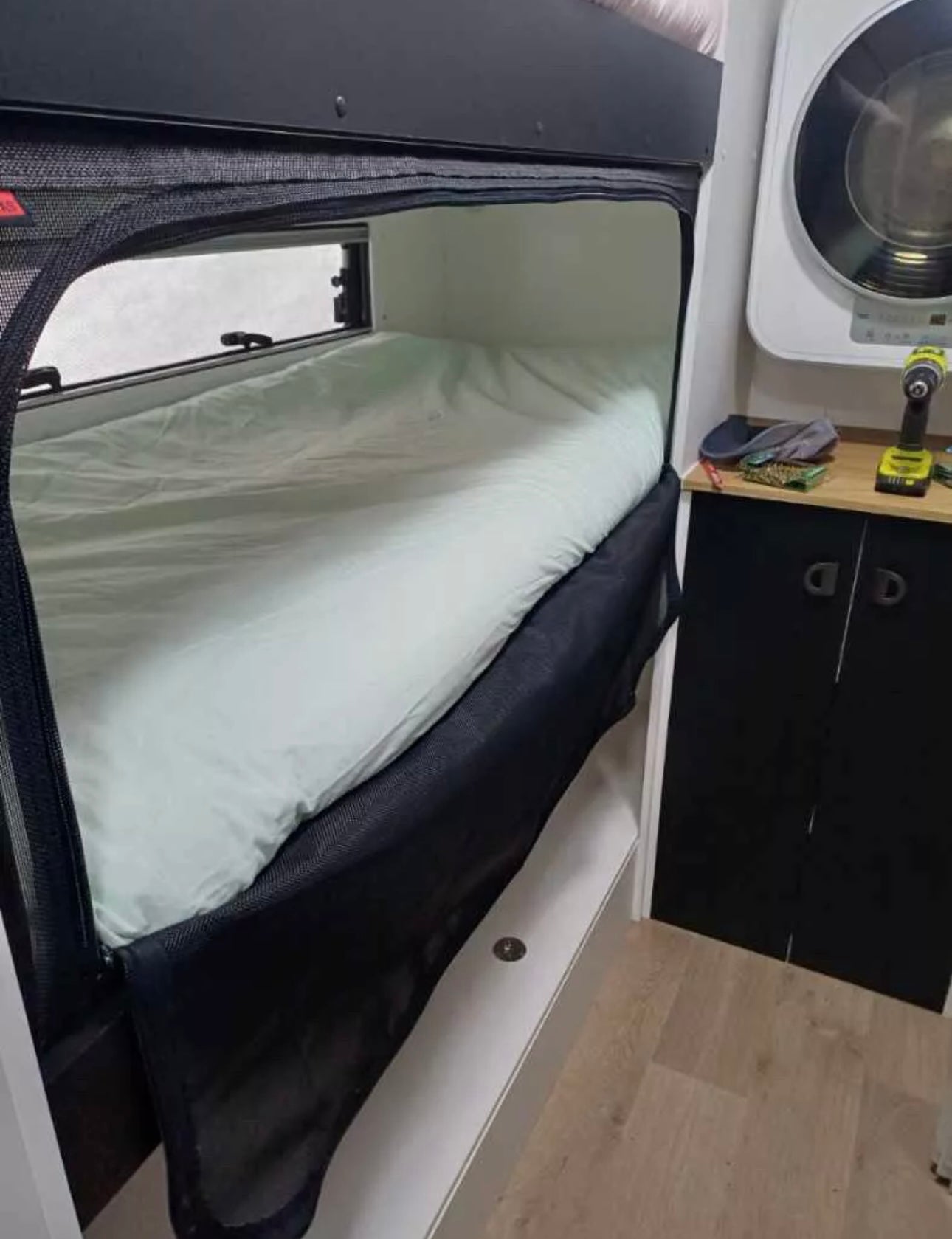 Caravan Bunk Safety Net