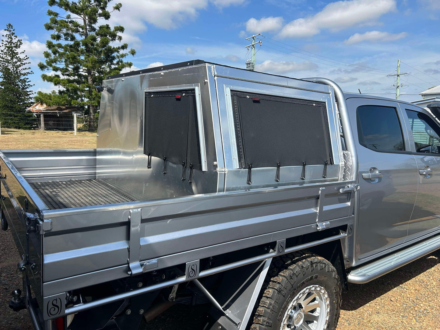 APB Dog Box Cover 1000mm (door)